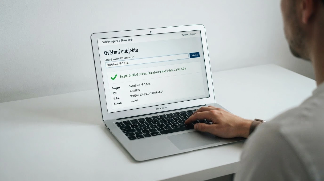 Dokument s logem Ministerstva financí ČR a bezpečnostní certifikace online kasina